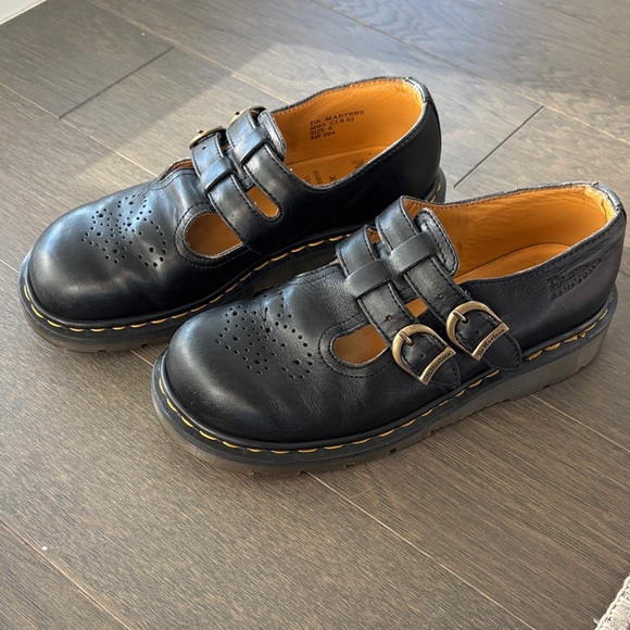 Vintage Made in England Dr. Martens Mary Jane’s - Black Leather Double Buckle - Picture 3 of 10